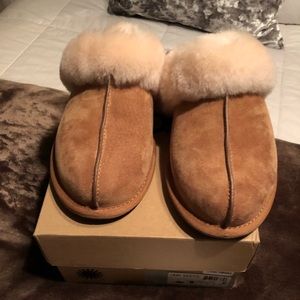 Ugg slippers . Size 8